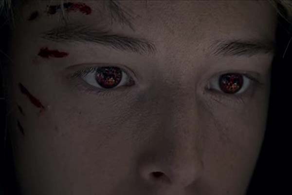 Milena Radulovic dans Superdeep (2020)