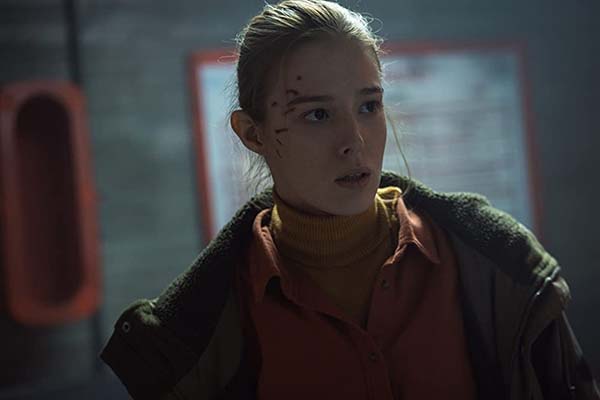 Milena Radulovic dans Superdeep (2020)