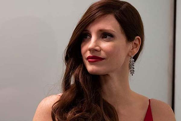 Jessica Chastain dans Ava (2020)