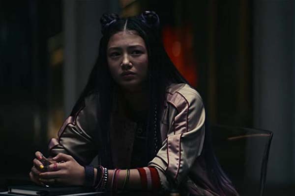 Miku Patricia Martineau dans Kate (2020)