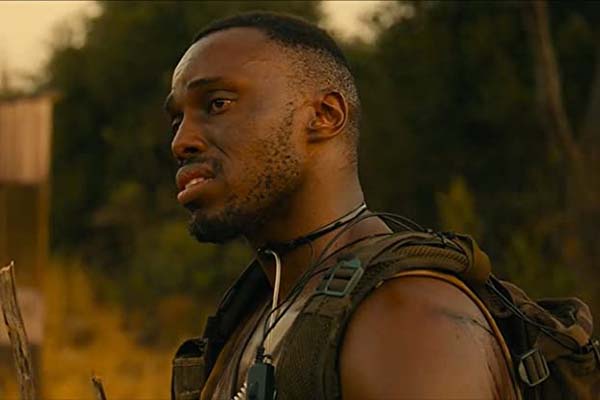 Sisanda Henna dans Rogue (2020)