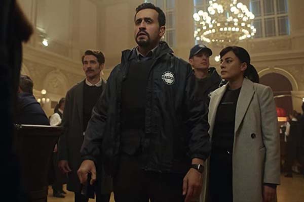 Jonathan Cohen dans Army of Thieves (2021)