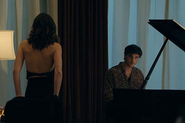 Ana de Armas et Jacob Elordi dans Deep Water (2022)