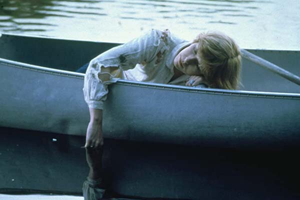 Adrienne King dans Friday the 13th (1980)