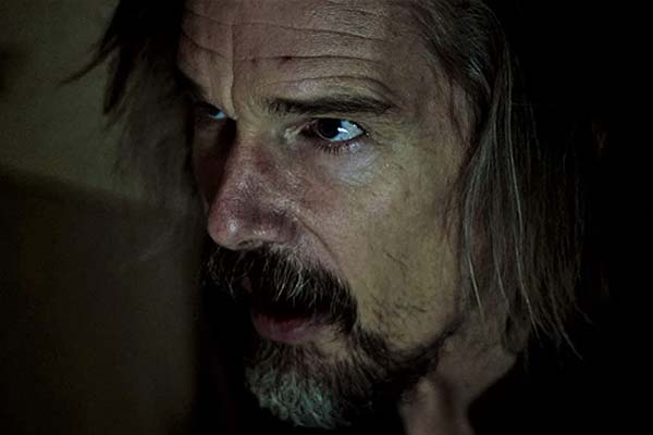 Ethan Hawke dans Zeros and Ones (2021)