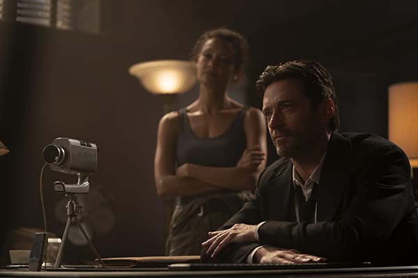 Hugh Jackman et Thandiwe Newton dans Reminiscence (2021)