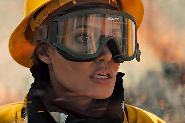 Angelina Jolie dans Those Who Wish Me Dead (2021)