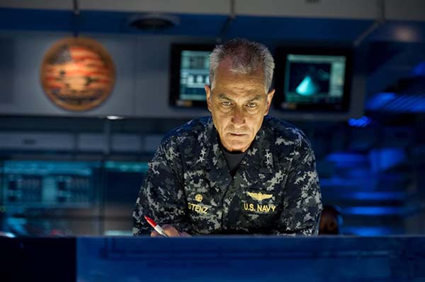 David Strathairn dans Godzilla (2014)