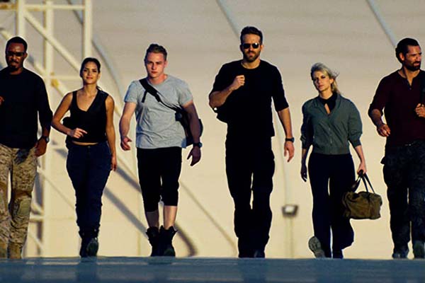 dans 6 Underground (2019)