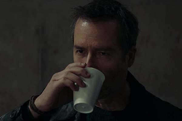 Guy Pearce dans Zone 414 (2021)