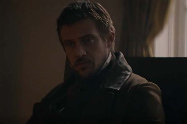 Boyd Holbrook dans The Cursed (2021)