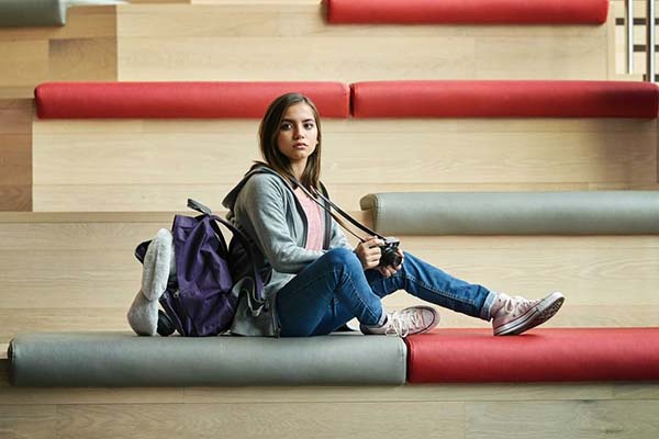 Isabela Merced dans Sweet Girl (2021)