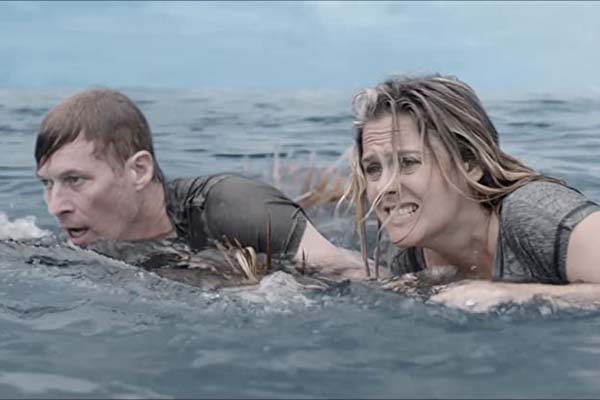James Tupper et Alicia Silverstone The Requin (2022)
