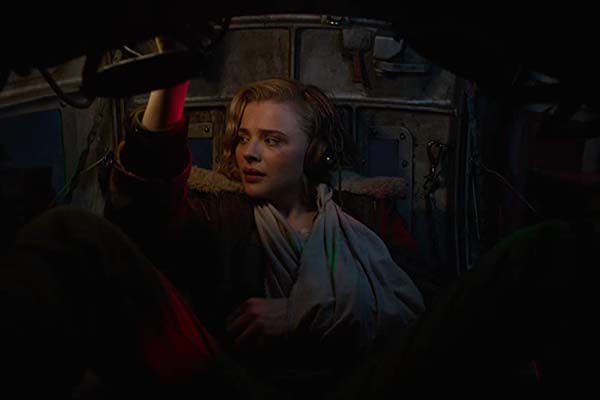 Chloë Grace Moretz dans Shadow in the Cloud (2020)