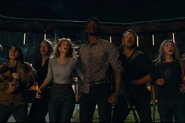 Jeff Goldblum, Laura Dern, BD Wong, Chris Pratt, Mamoudou Athie, et Isabella Sermon dans Jurassic World Dominion (2022)