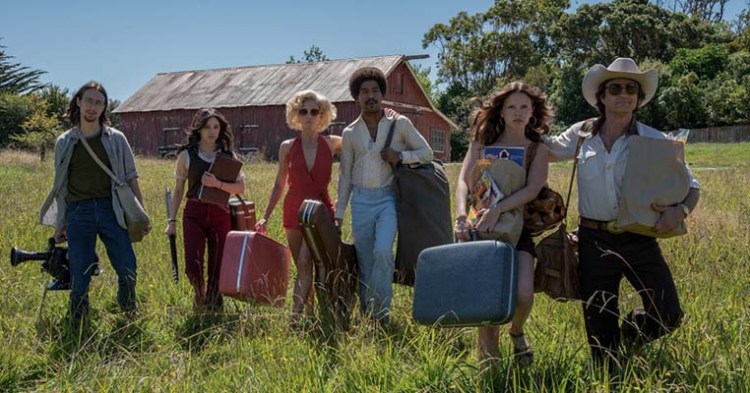 Martin Henderson, Brittany Snow, Kid Cudi, Owen Campbell, Jenna Ortega, et Mia Goth dans X (2022)