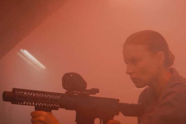 Rachel Nichols dans Anti Life (2020)