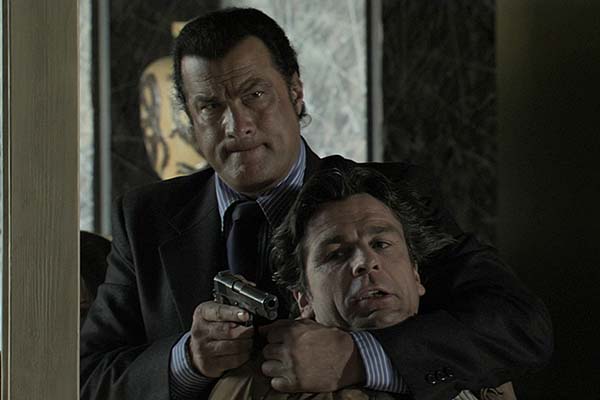 Steven Seagal dans Black Dawn (2005)