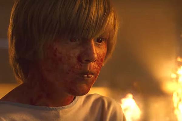 Charlie Shotwell dans Eli '2019)