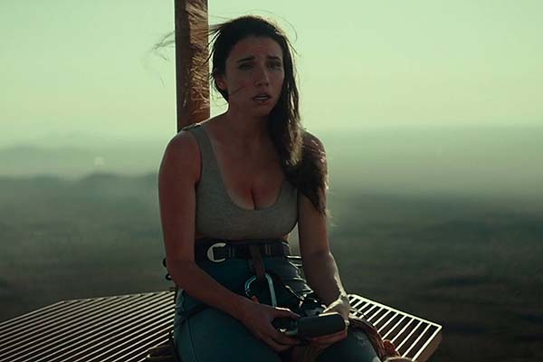 Grace Caroline Currey dans Fall (2022)