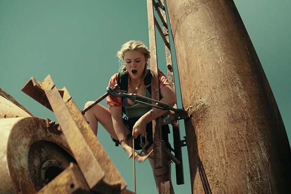 Virginia Gardner dans Fall (2022)