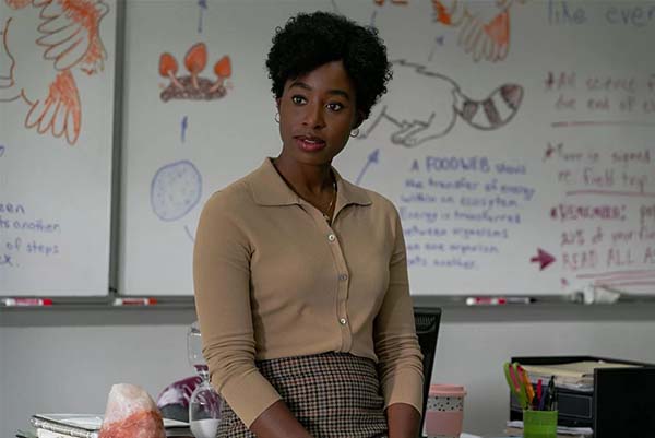 Kirby Howell-Baptiste dans Mr. Harrigan's Phone (2022)