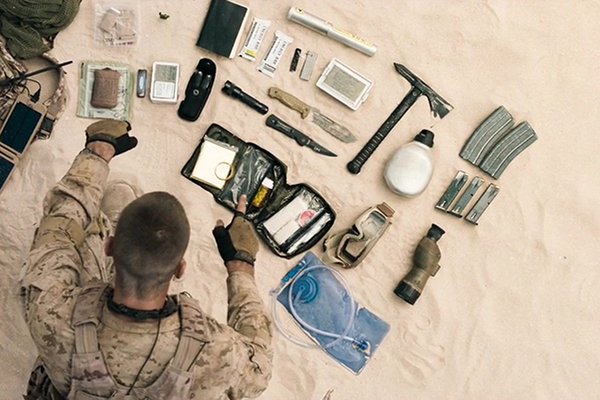 Armie Hammer dans Mine (2016)