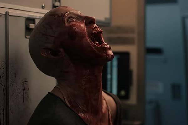 Peri Baumeister dans Blood Red Sky (2021)