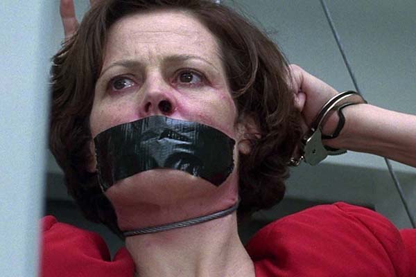 Sigourney Weaver dans Copycat (1995)