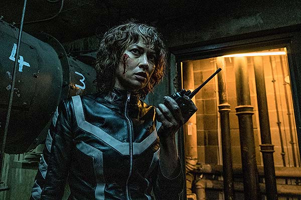 Olga Kurylenko dans The Courier (2019)