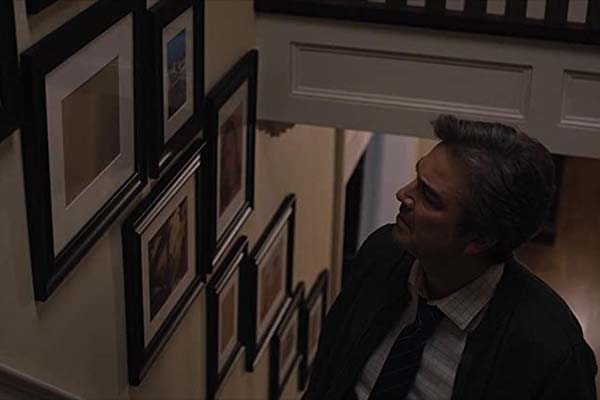 Jon Tenney dans I See You (2019)