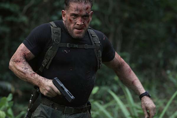 Jose Rosete dans Monsters of Man (2020)