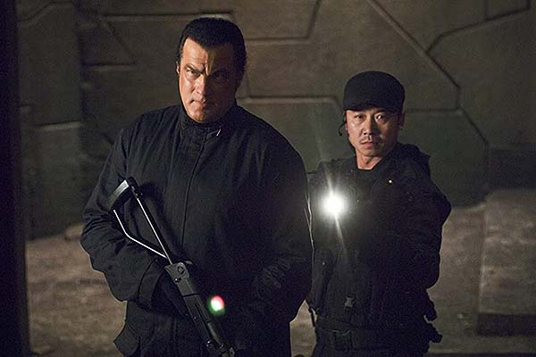 Steven Seagal dans Attack Force (2006)