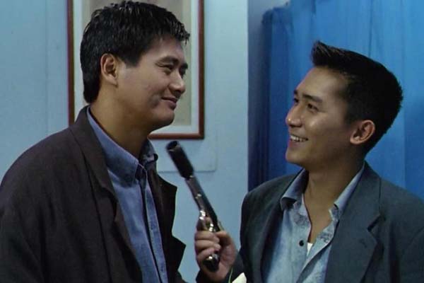 Chow Yun-fat et Tony Leung Chiu-wai dansHard Boiled (1992)