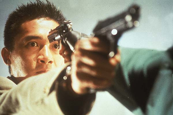 Tony Leung Chiu-wai dans Hard Boiled (1992)