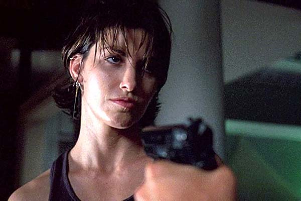 Gina Gershon dans Bound (1996)