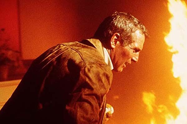 Paul Newman dans The Towering Inferno (1974)