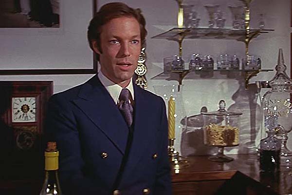 Richard Chamberlain dans The Towering Inferno (1974)